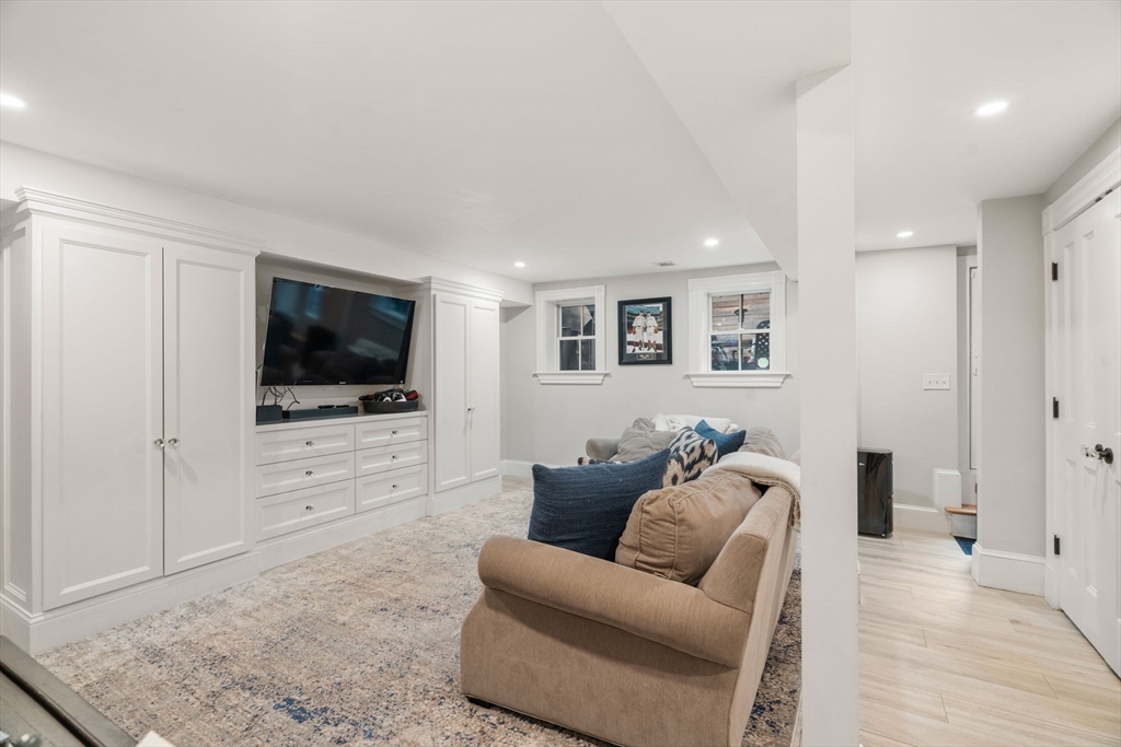15 Lawnwood Place, Boston, MA Photo #19
