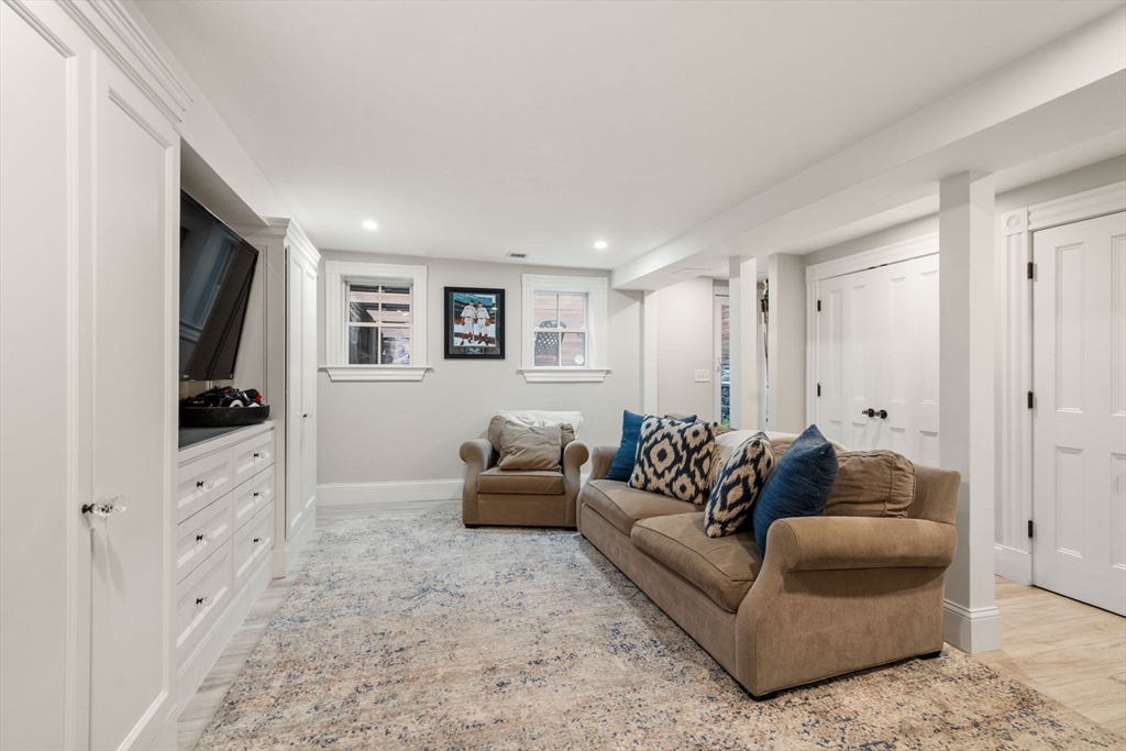 15 Lawnwood Place, Boston, MA Photo #18