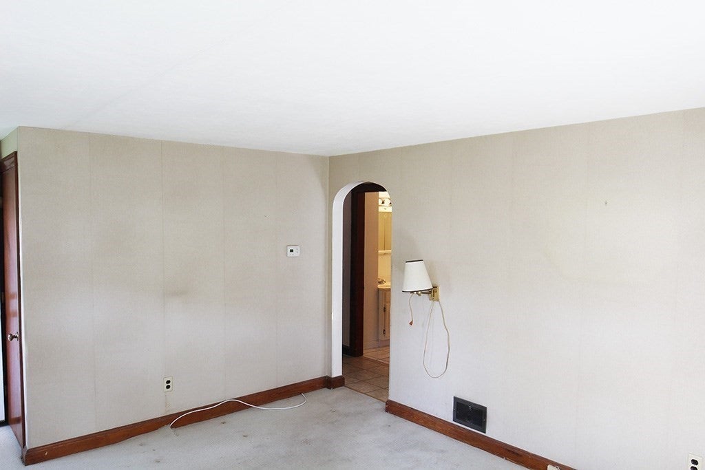 255 Pleasant Street, Lunenburg, MA Photo #8