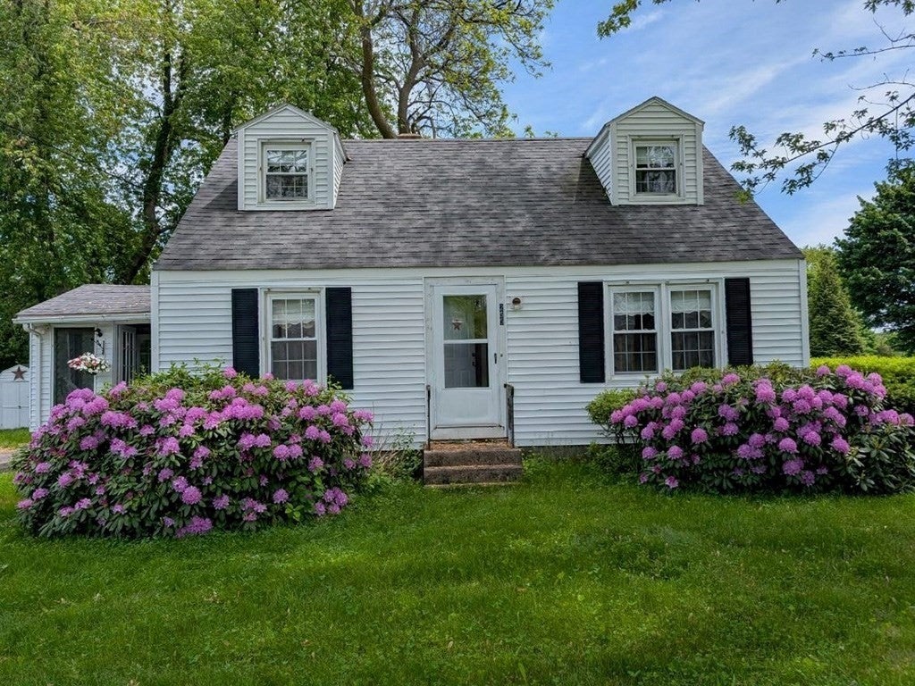 255 Pleasant Street, Lunenburg, MA Photo #22