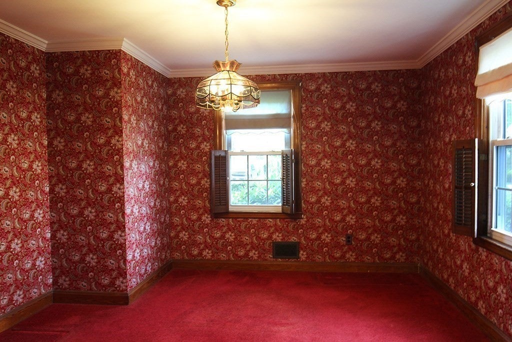 255 Pleasant Street, Lunenburg, MA Photo #5