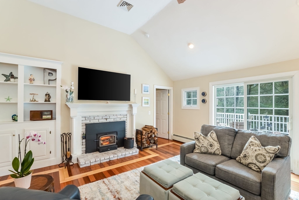 33 Pinkham Rd