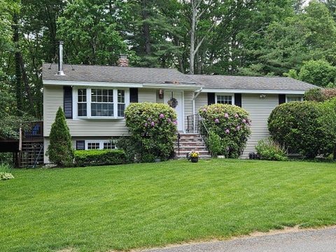 Photo of 77 Old Stage Rd, Chelmsford, MA 01824 (MLS # 73532533)
