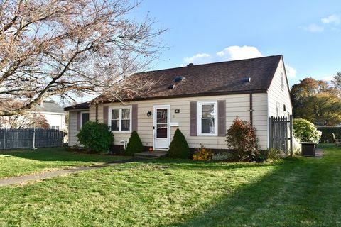 11 Lawton St Fairhaven MA 02719