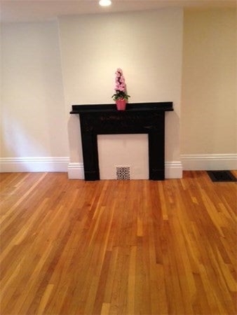 70 West Cedar Street #1, Boston, MA, 70 West Cedar Street #1, Boston, MA Photo #4