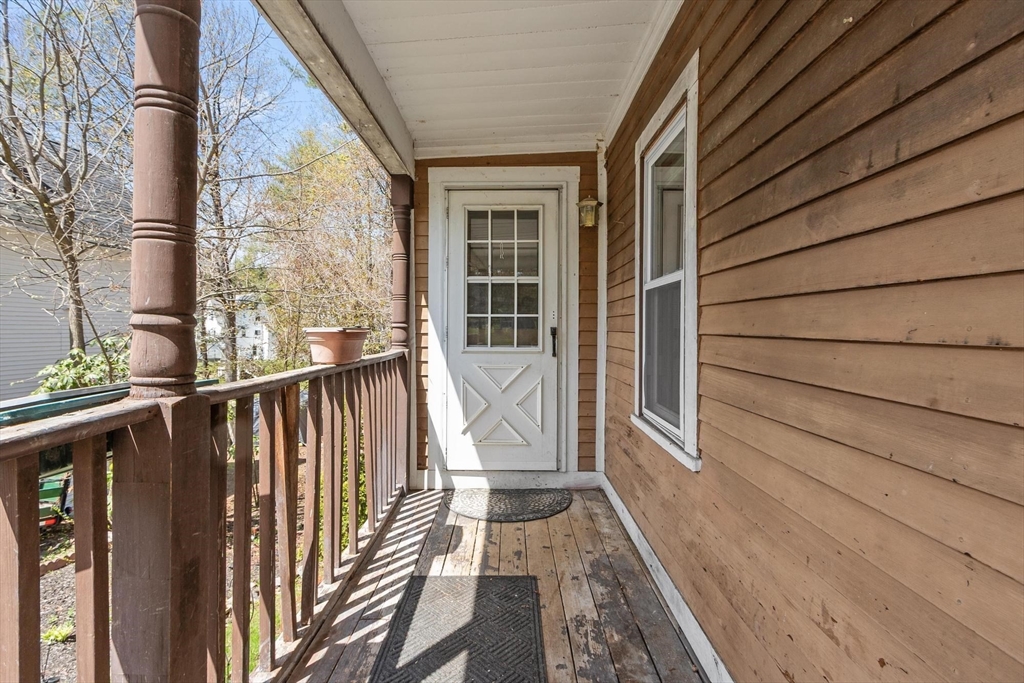 215 N Main St