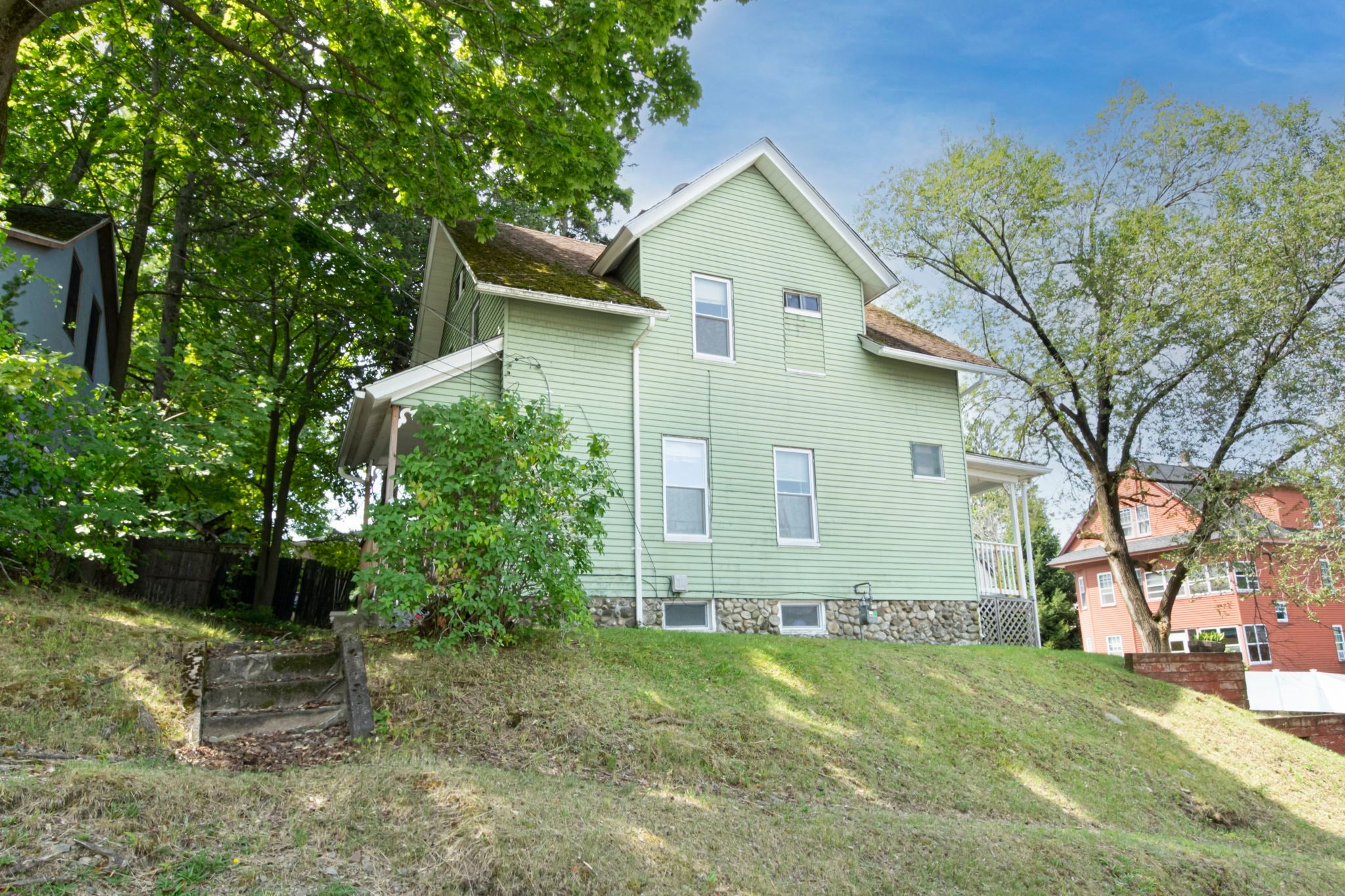 7 Clarence St