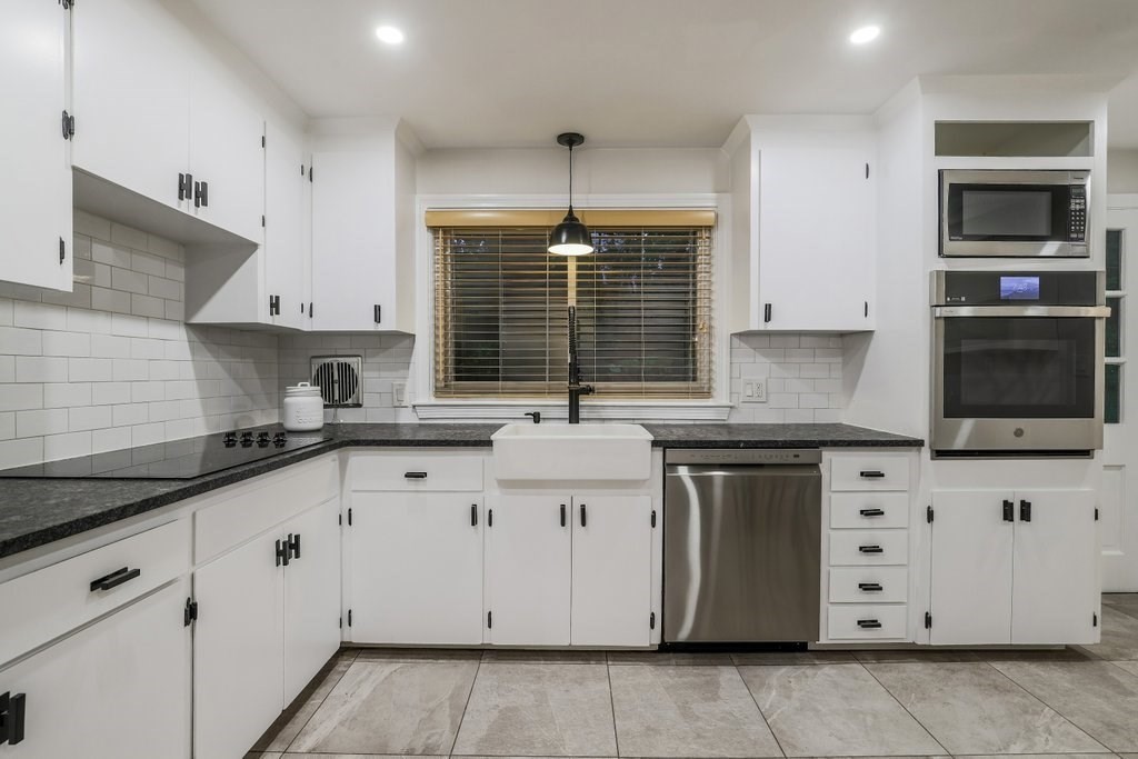 15 Bosworth Rd