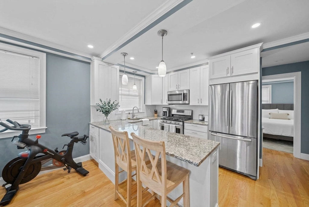 12 Loring St 1