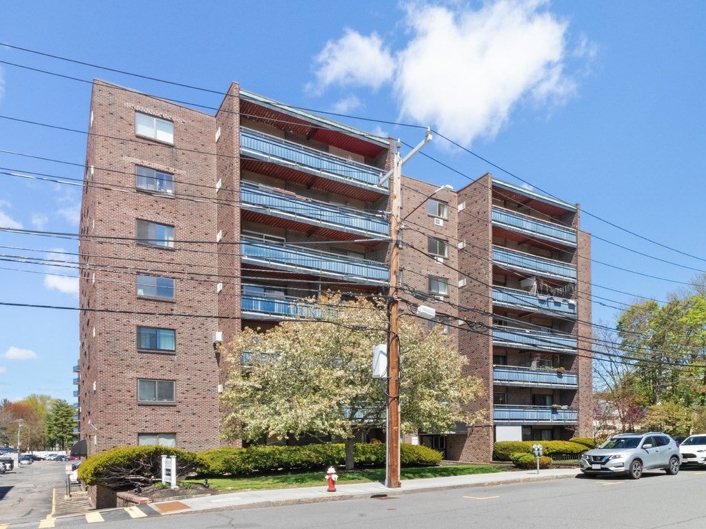 32 Whites Avenue #D45, Watertown, MA Photo #2