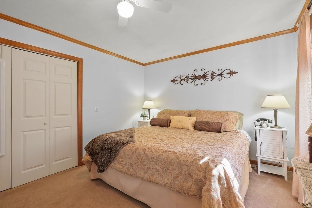 184 Monhegan Rd