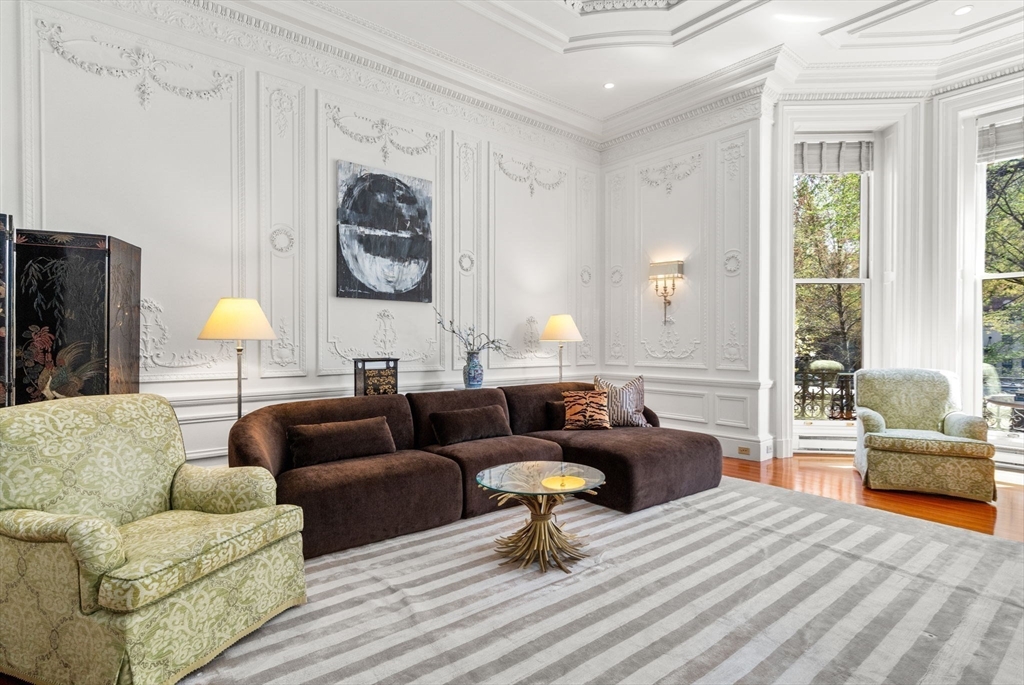 183 Commonwealth Avenue 3A/3B