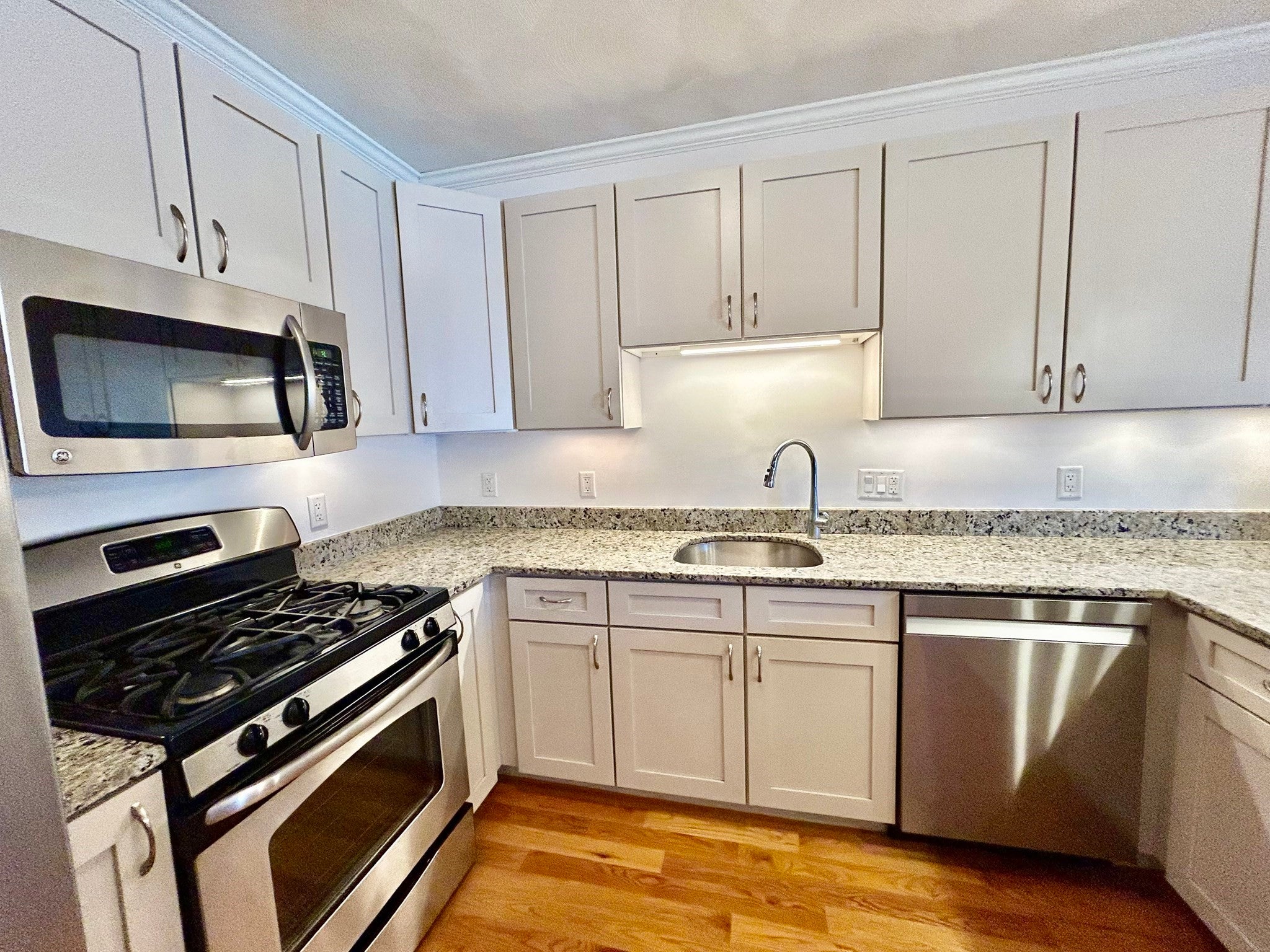 185 Essex Street #4D, Melrose, MA, 185 Essex Street #4D, Melrose, MA Photo #7
