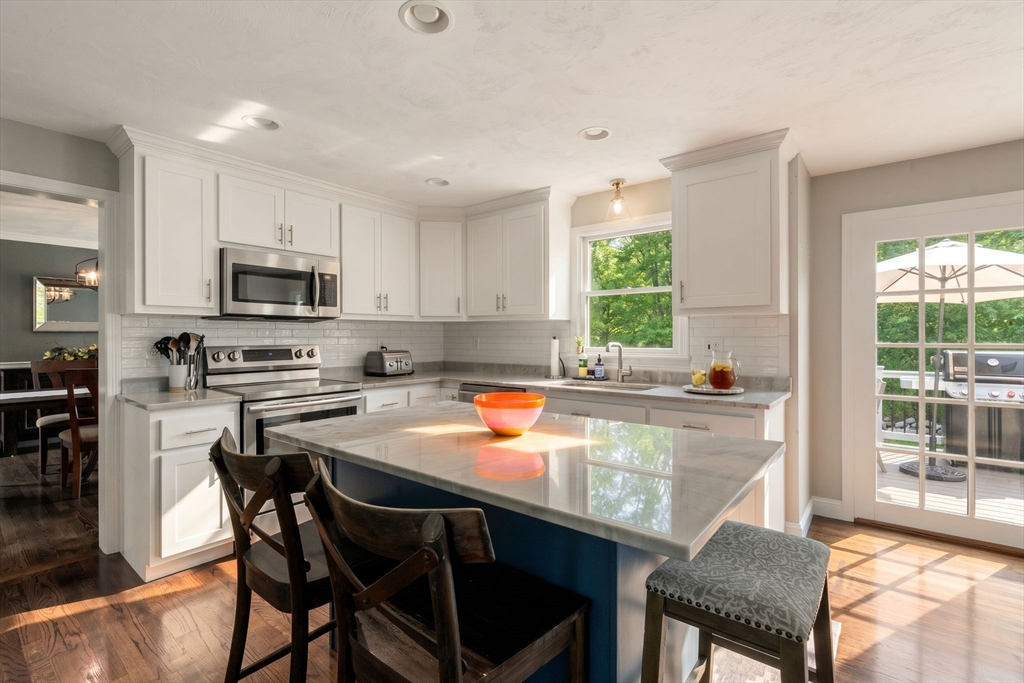 133 Summer ST, Medway, MA Photo #5