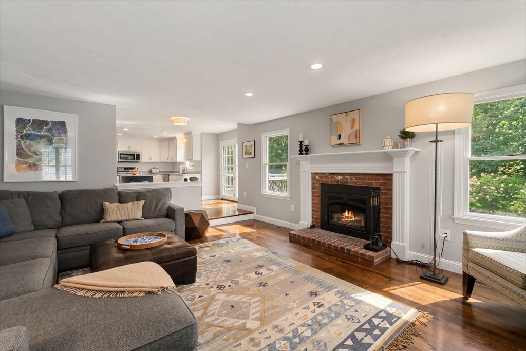 133 Summer ST, Medway, MA Photo #9