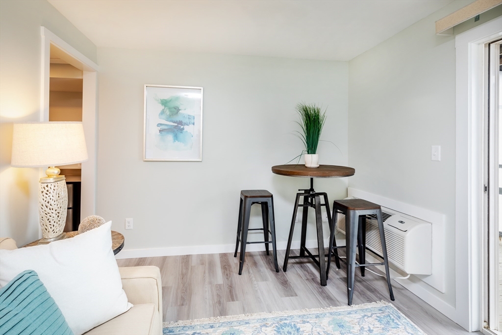 449 Ocean Boulevard 306