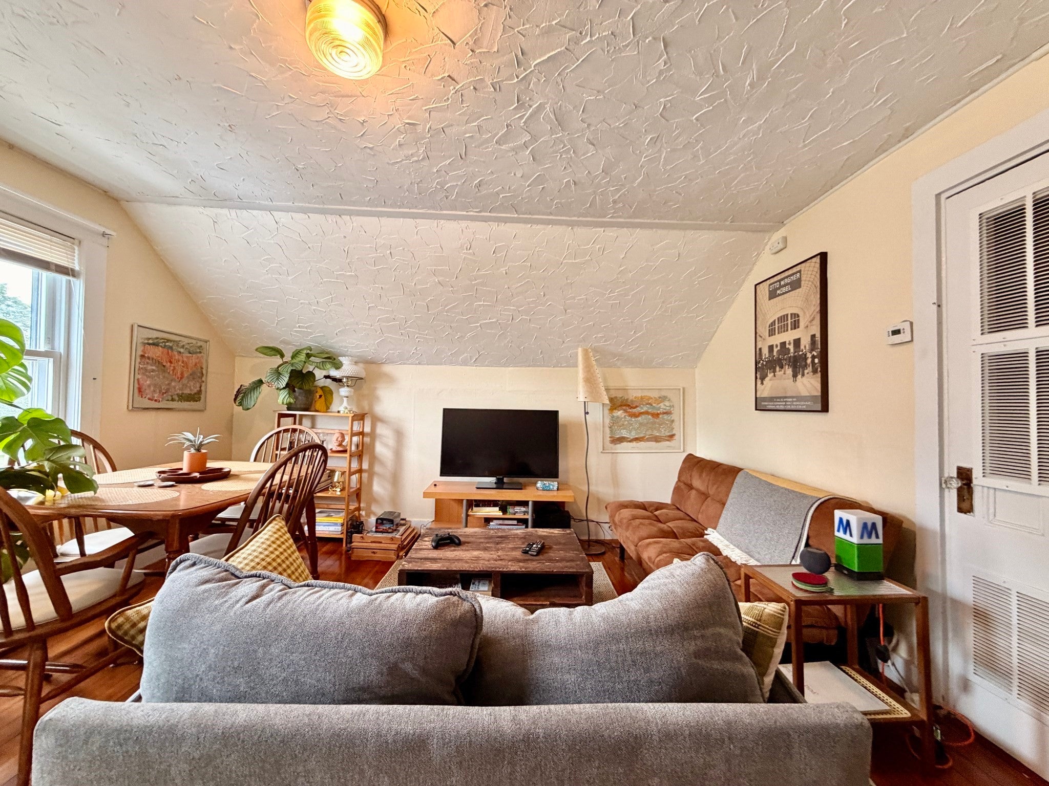 35 Danforth St 3