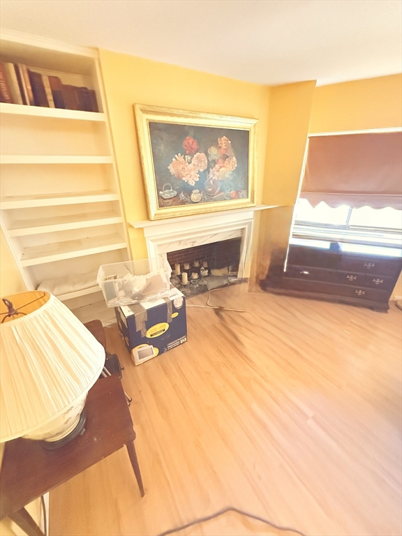 300 Lynn Shore Drive 207