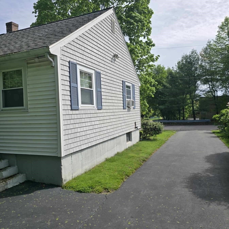 28 Newton Ave