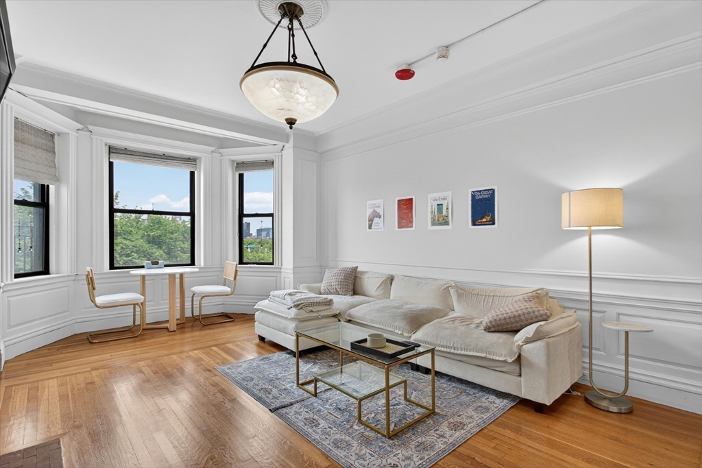 464 Commonwealth Ave 51