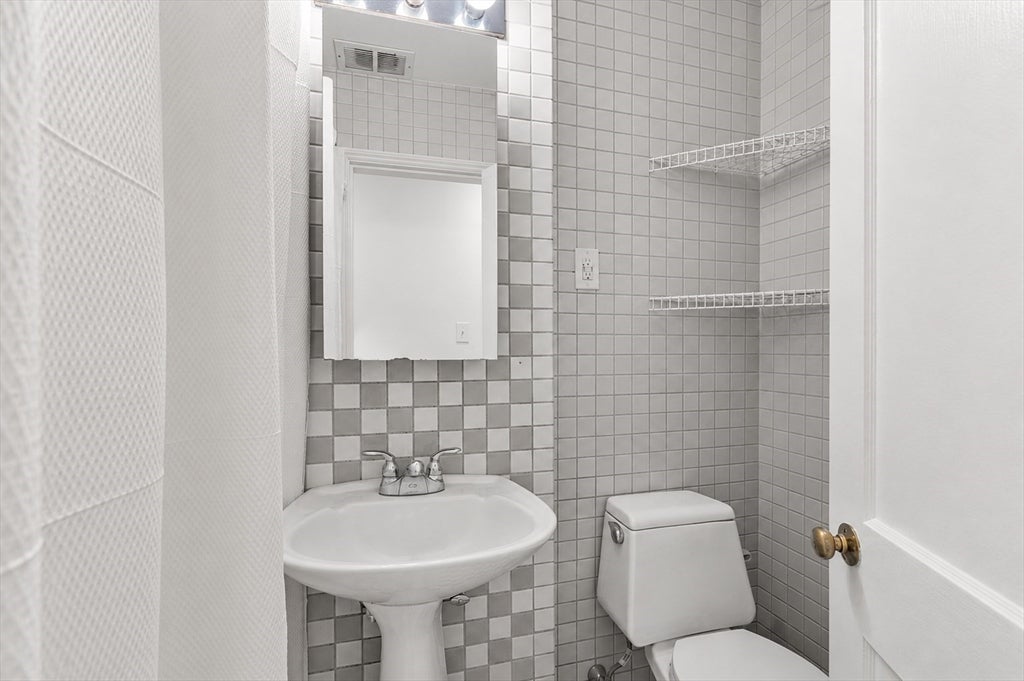 247 Beacon Street #2, Boston, MA, 247 Beacon Street #2, Boston, MA Photo #15