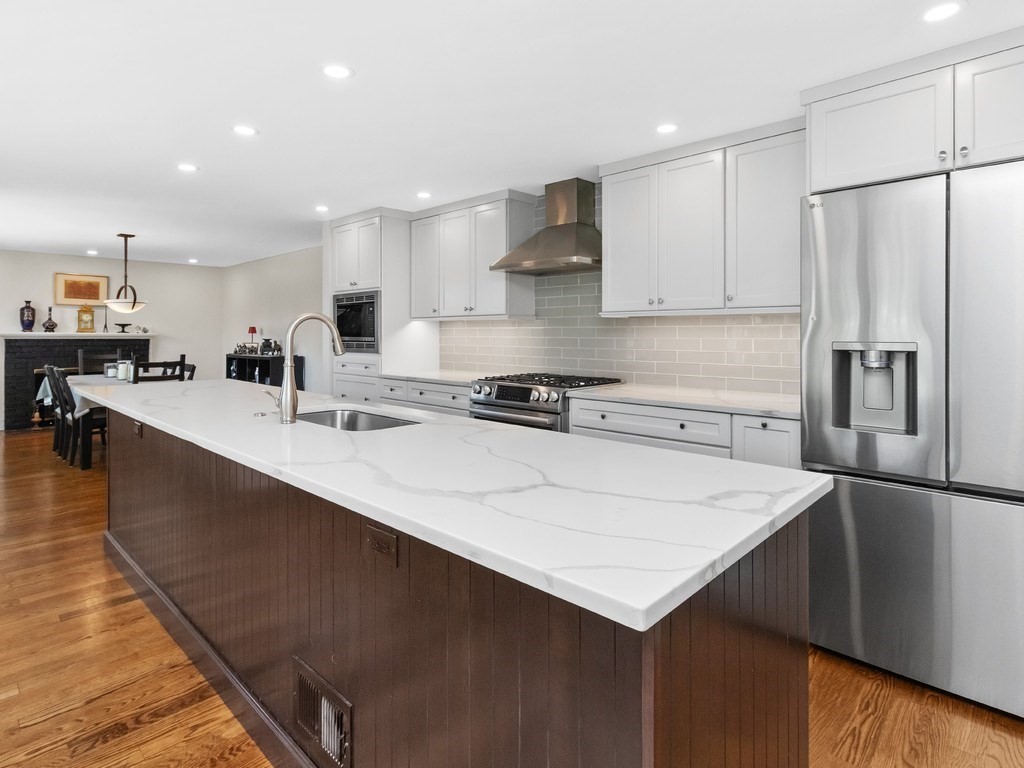 694 Trapelo Road
