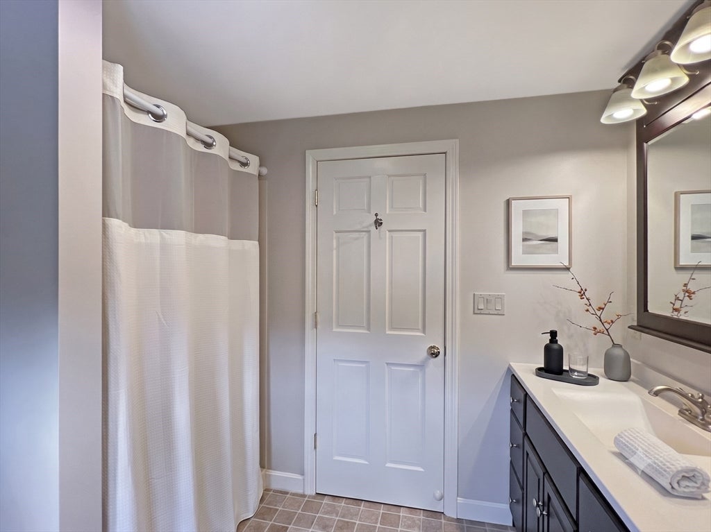 19 Abbott St, Merrimac, MA, 19 Abbott St, Merrimac, MA Photo #11