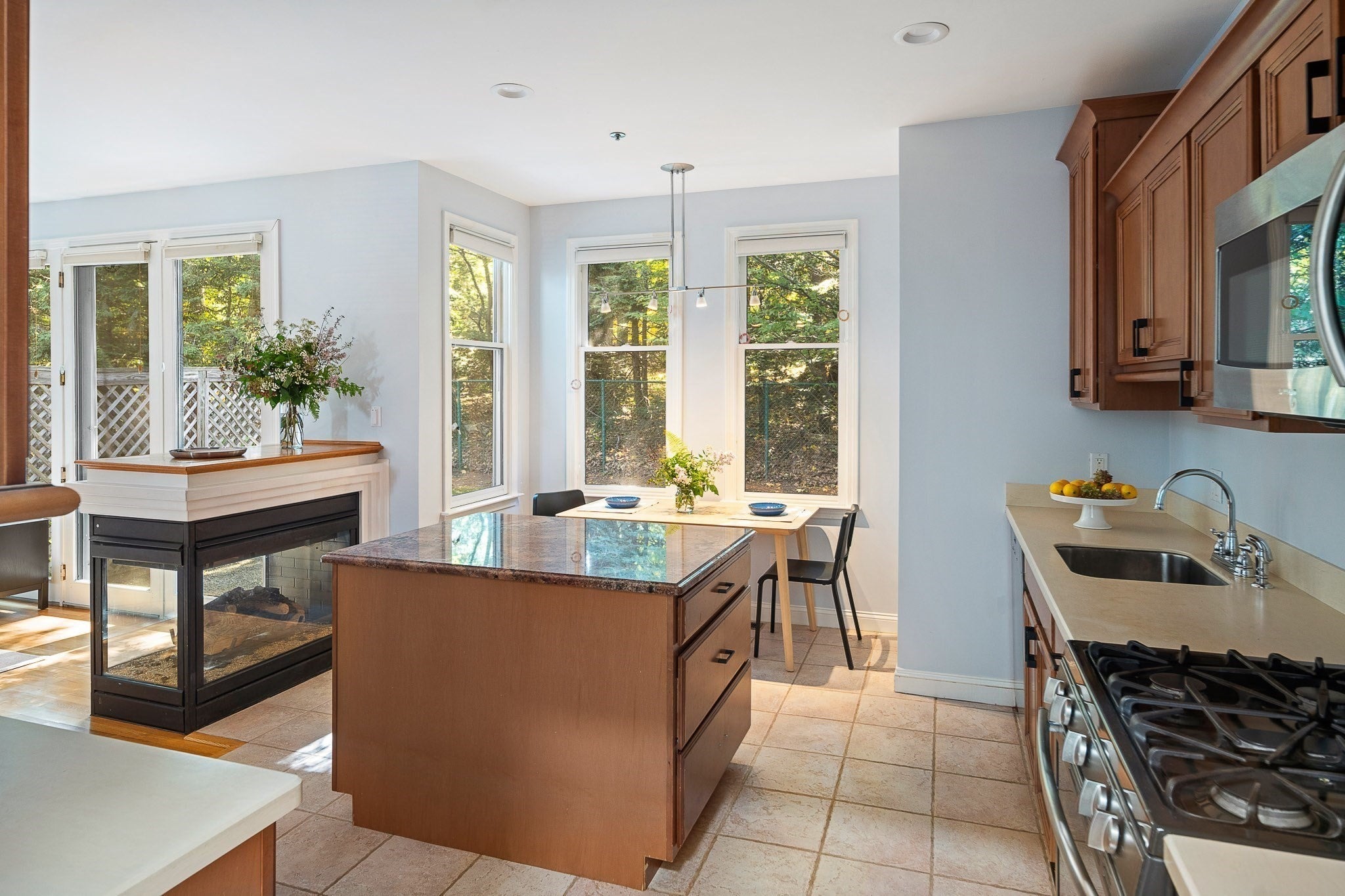18 Pettee St #18, Newton, MA, 18 Pettee St #18, Newton, MA Photo #8