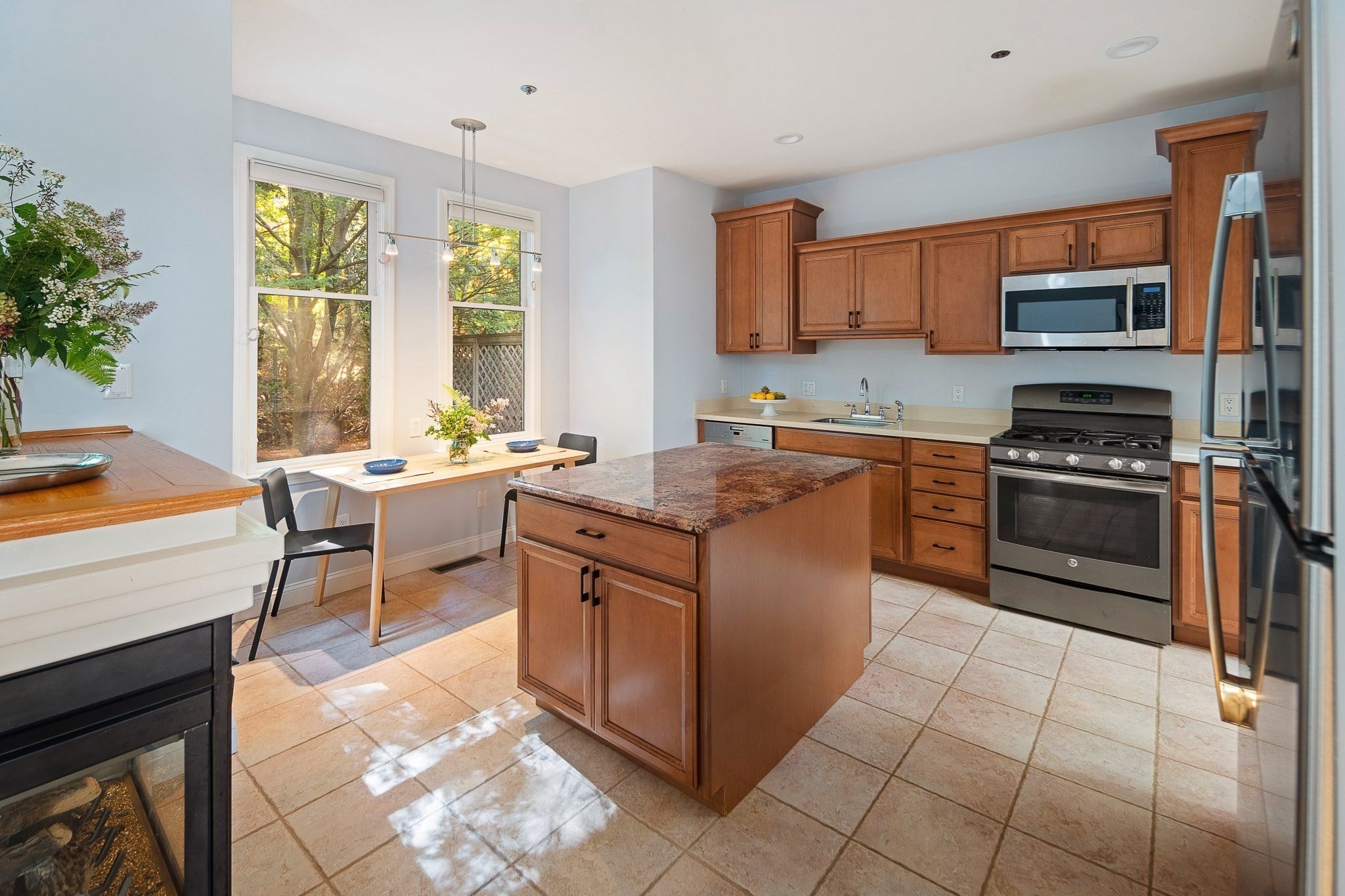 18 Pettee St #18, Newton, MA, 18 Pettee St #18, Newton, MA Photo #6