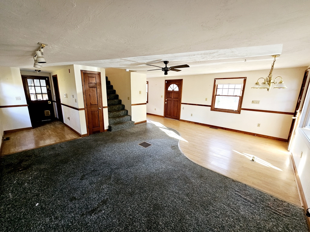 271 Plymouth Ave