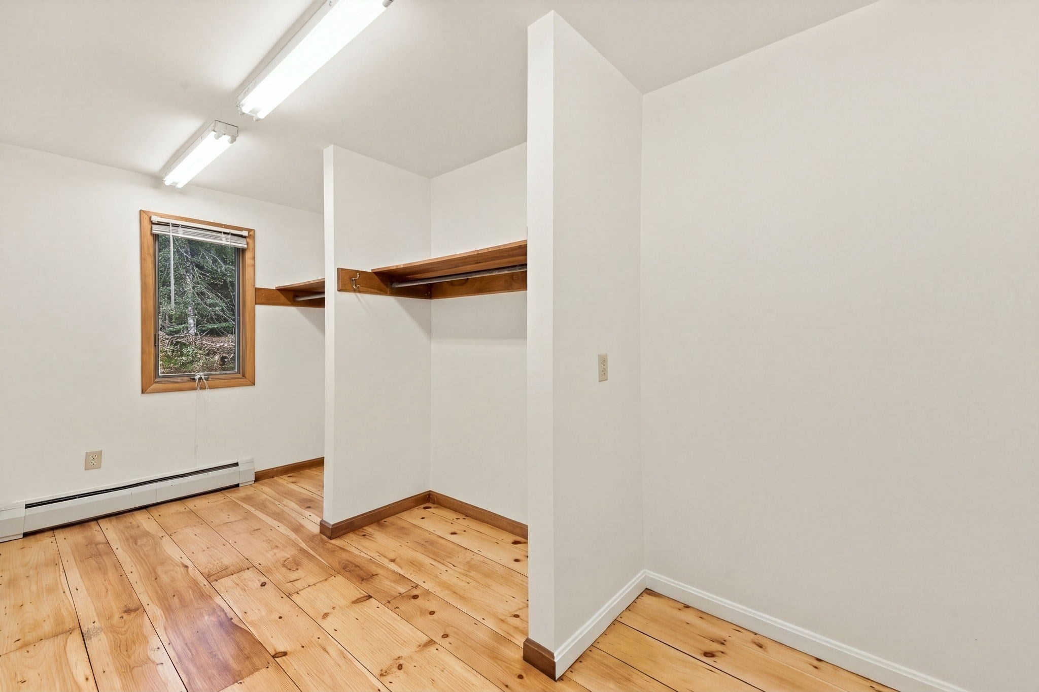 113 Kilburn St, Lunenburg, MA Photo #21