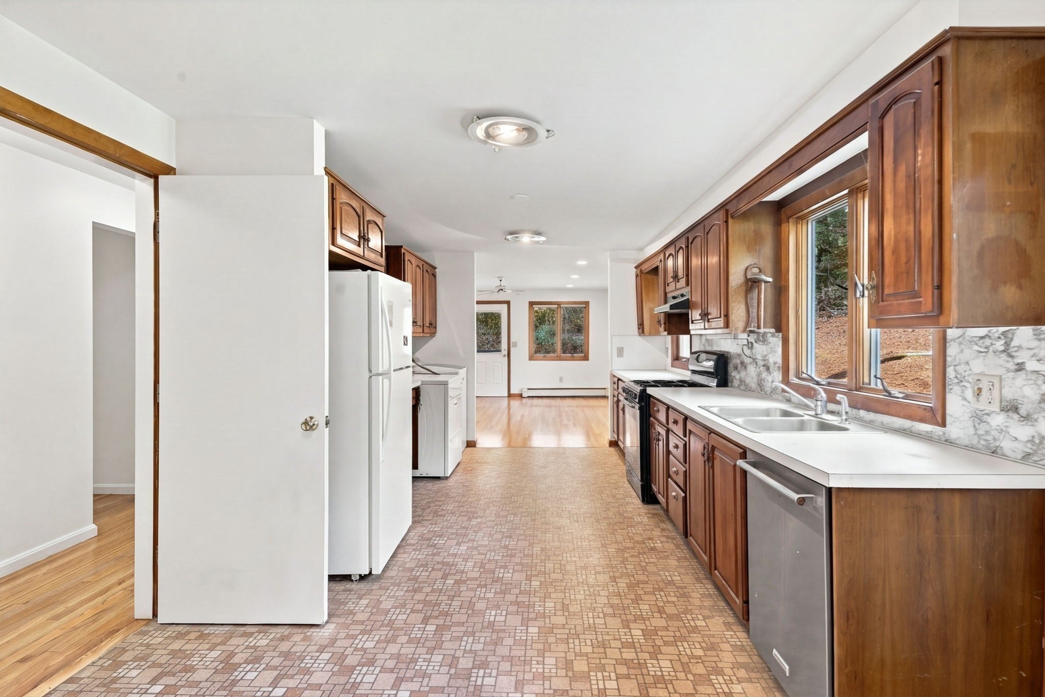 113 Kilburn St.