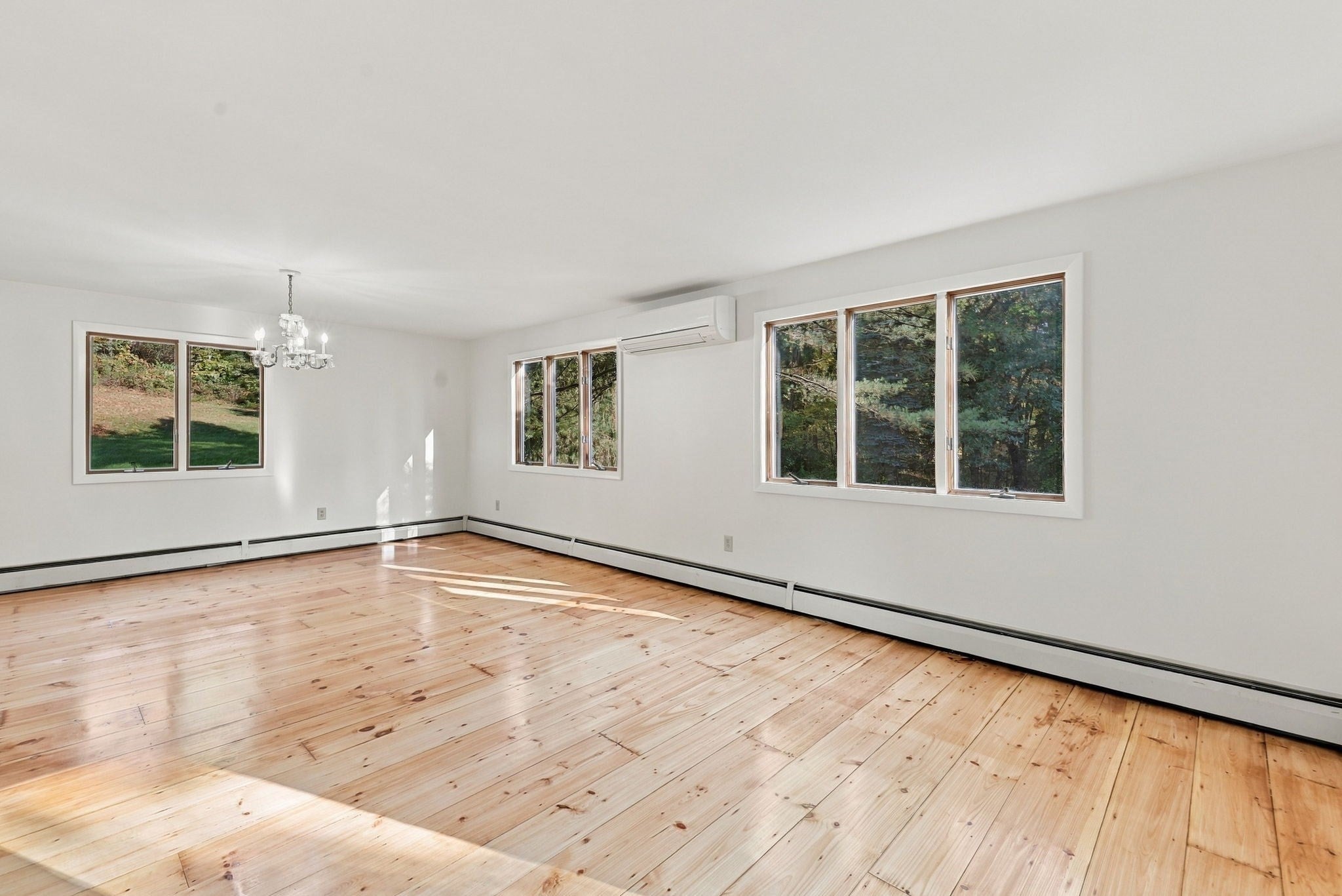 113 Kilburn St, Lunenburg, MA Photo #9