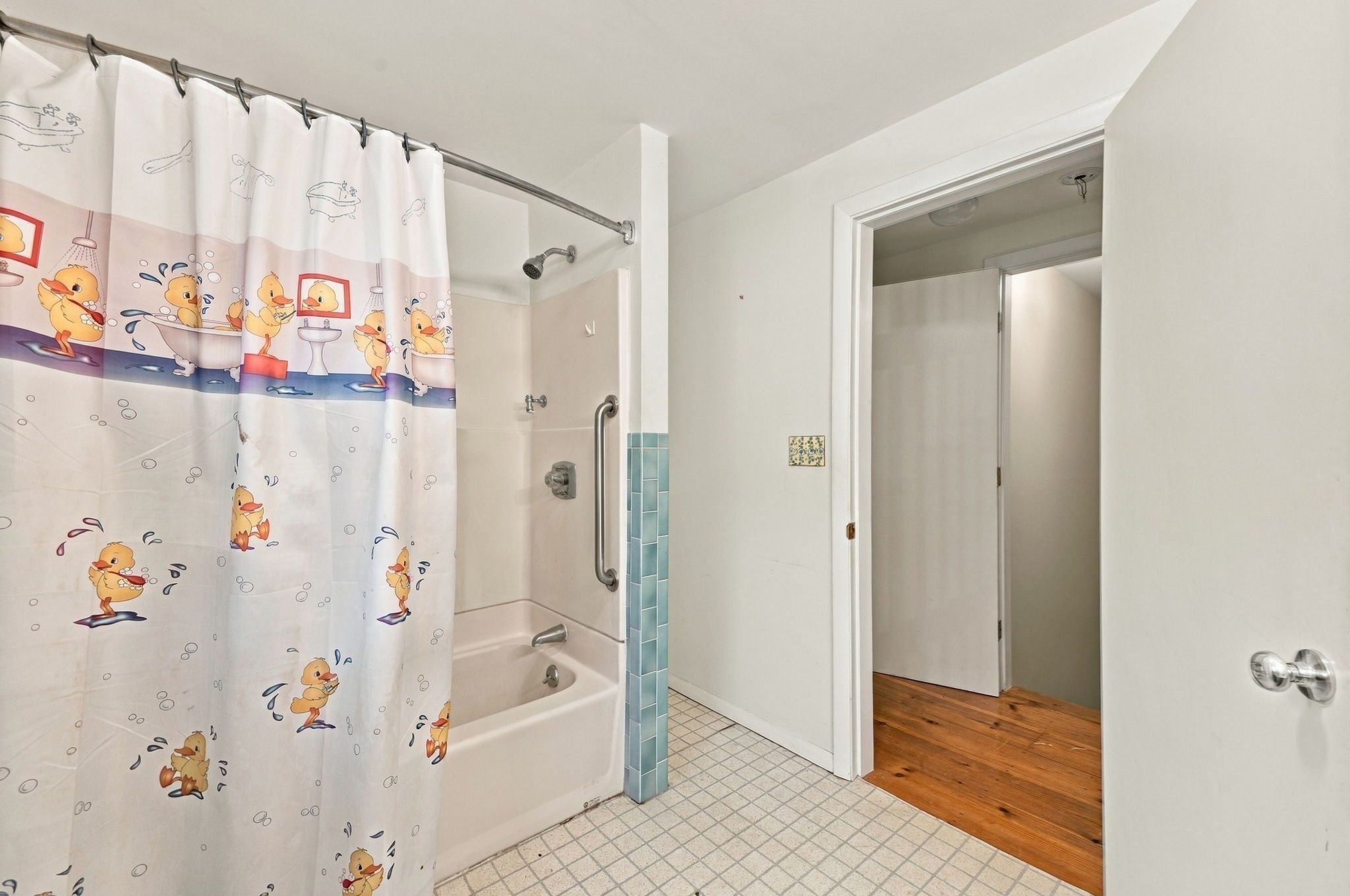 113 Kilburn St, Lunenburg, MA Photo #27