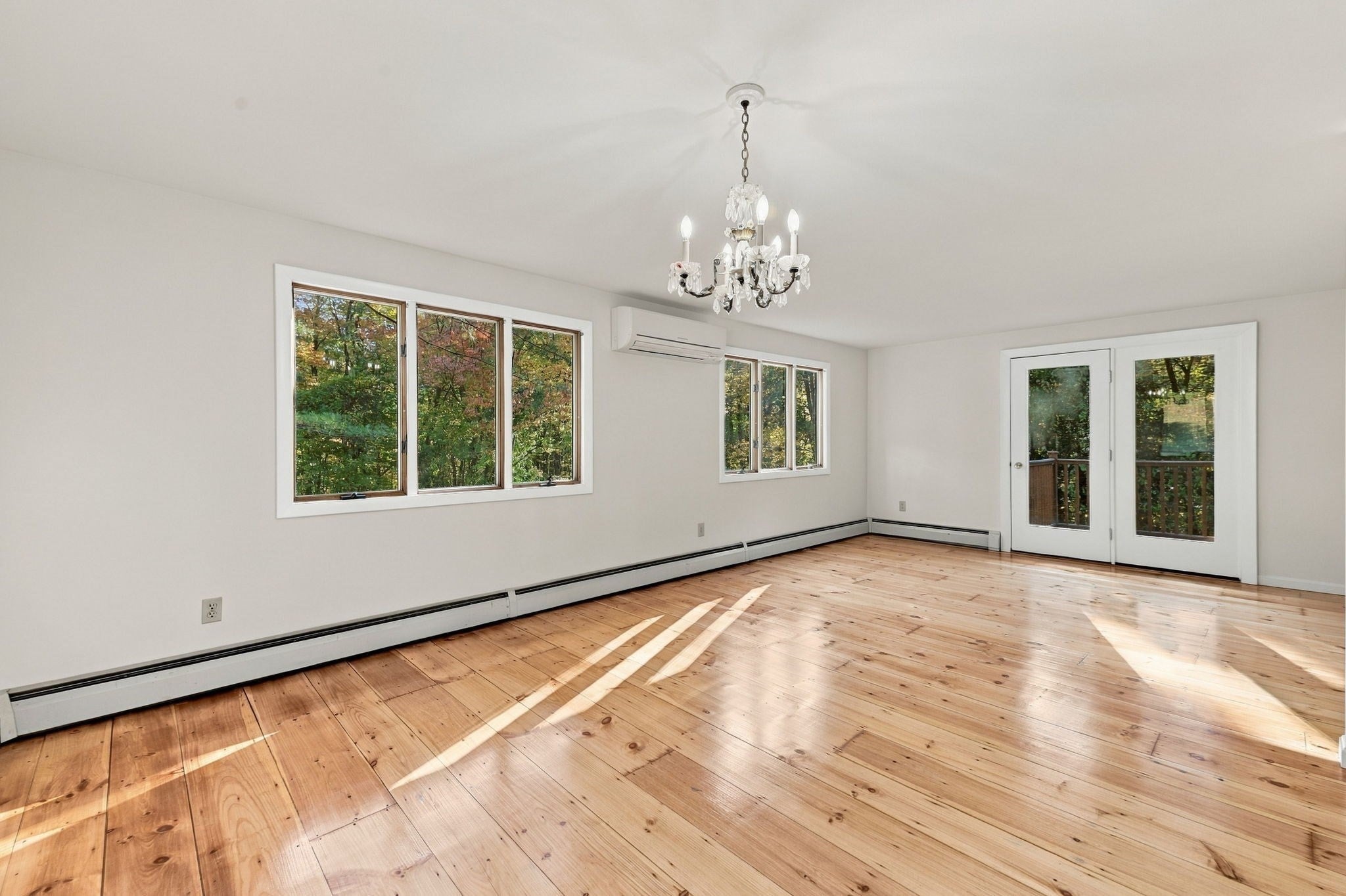 113 Kilburn St, Lunenburg, MA Photo #8
