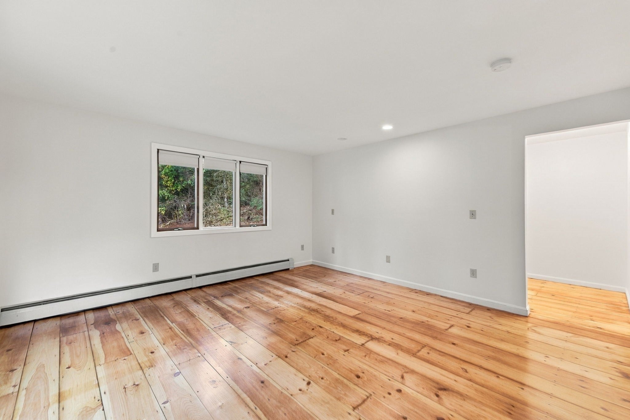 113 Kilburn St, Lunenburg, MA Photo #20