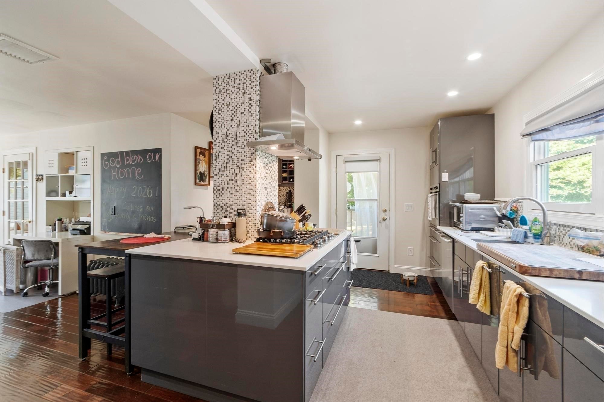 8 Winthrop St, Danvers, MA, 8 Winthrop St, Danvers, MA Photo #8