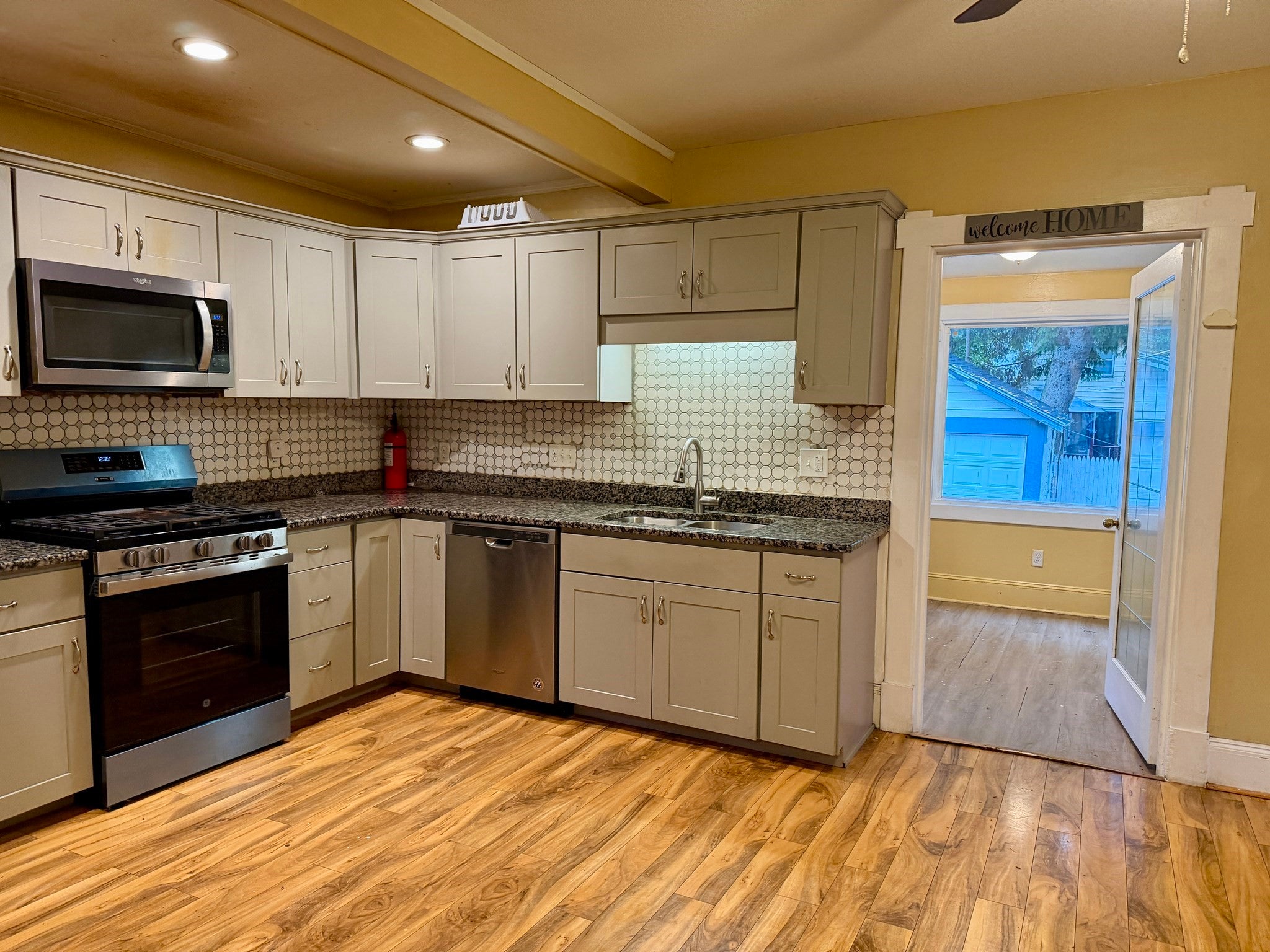 173 Albemarle St, Springfield, MA Photo #8