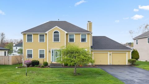 Photo of 6 Crane Cir, Shrewsbury, MA 01545 (MLS # 73504104)