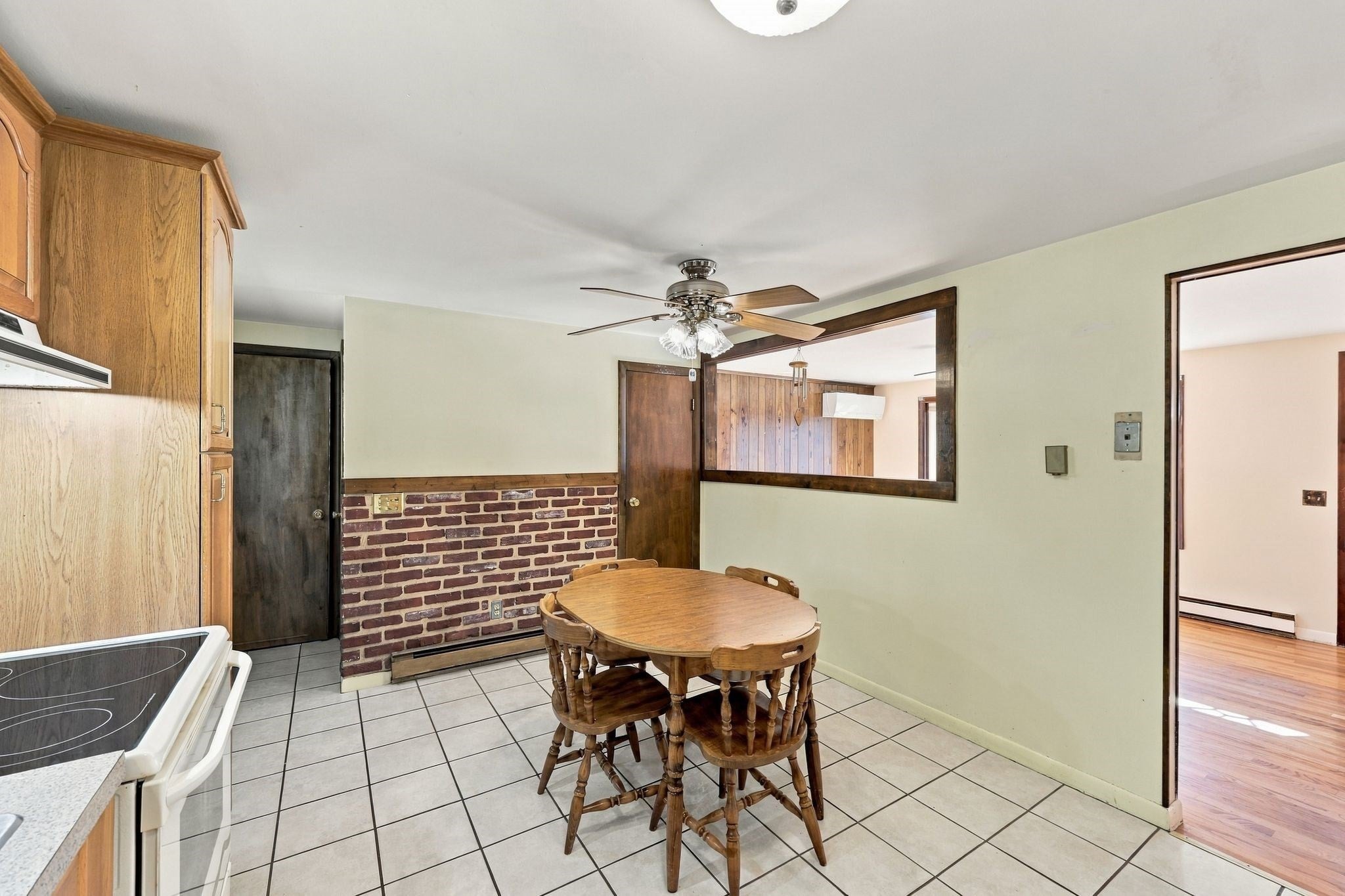 286 Peekskill Ave, Springfield, MA Photo #18