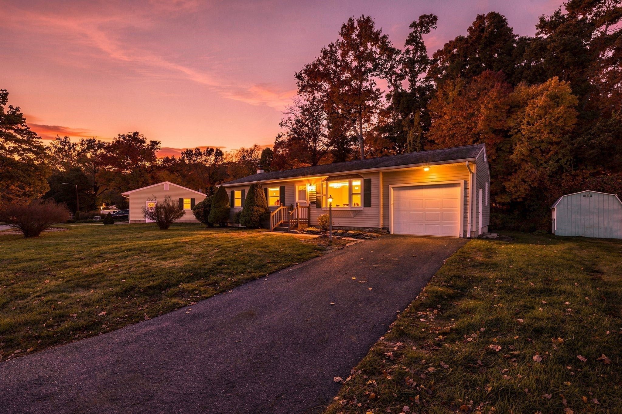 286 Peekskill Ave, Springfield, MA Photo #33