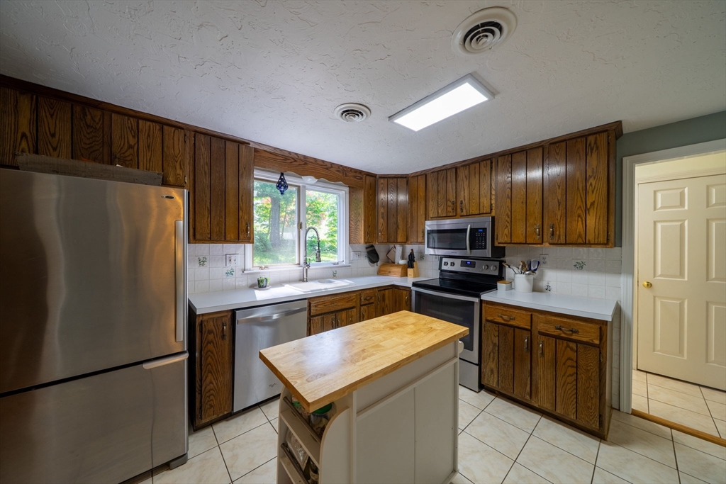 10 Trayer Rd