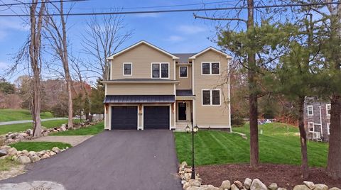 Photo of 131 Maple St, Scituate, MA 02066 (MLS # 73510539)
