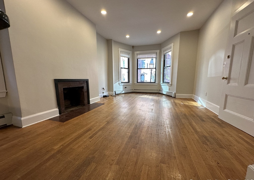 15 St. Germain St 1