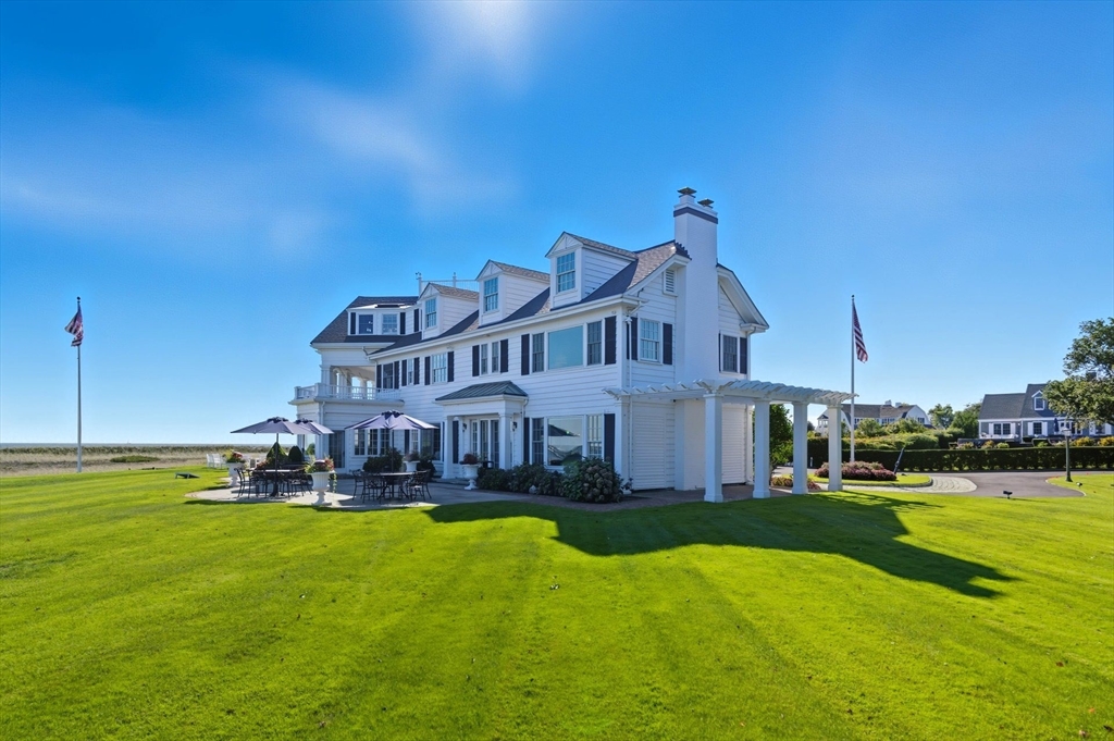 Barnstable, Massachusetts 02647, United States, 13 Bedrooms Bedrooms, ,13 BathroomsBathrooms,Residential,Active,247988