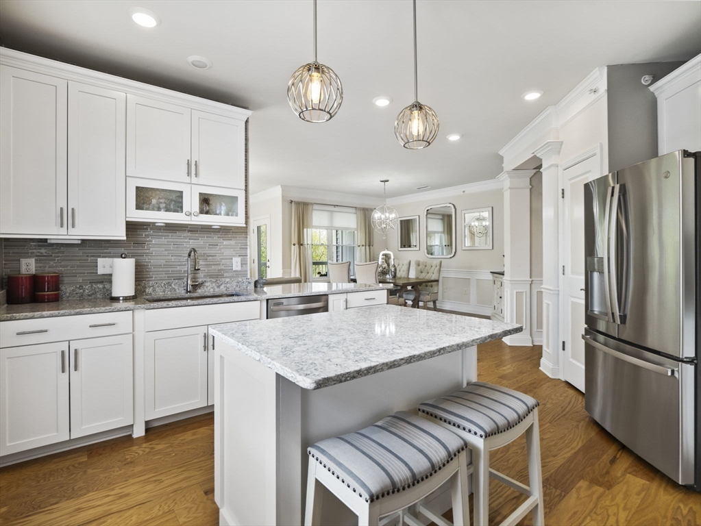 4 Francis Dr 407