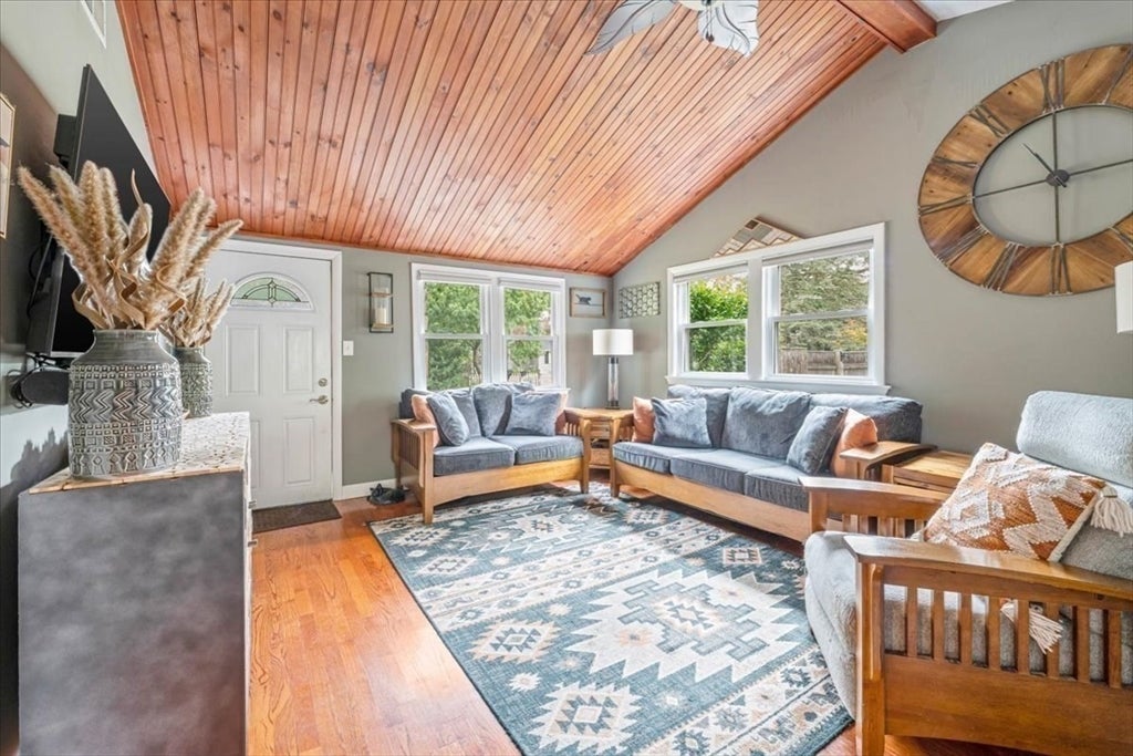 18 Carol Ave, Pembroke, MA, 18 Carol Ave, Pembroke, MA Photo #5