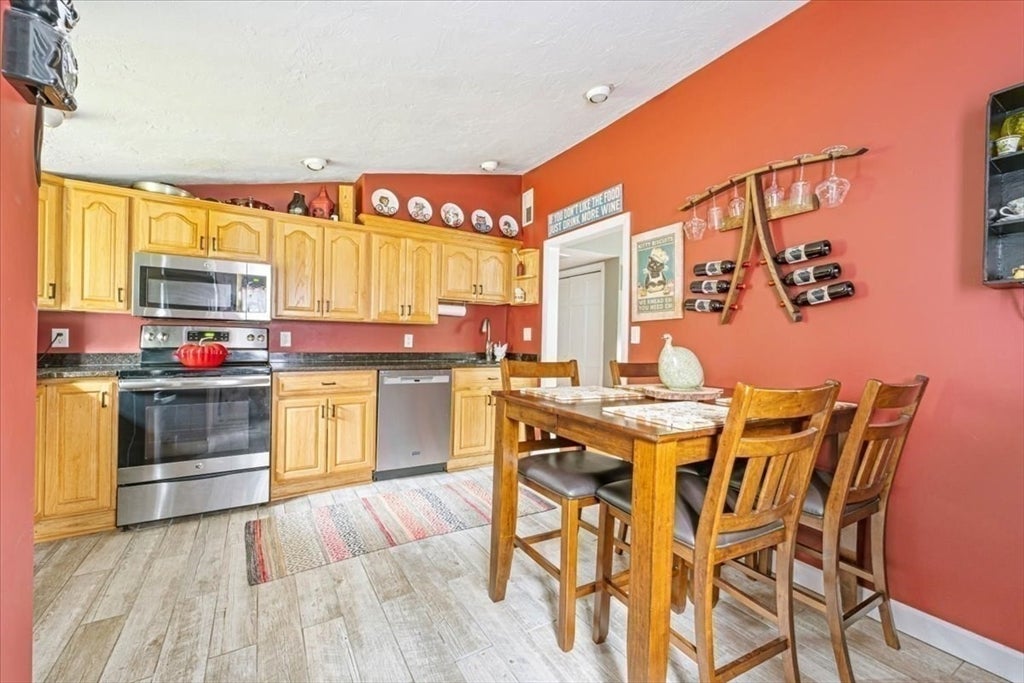18 Carol Ave, Pembroke, MA, 18 Carol Ave, Pembroke, MA Photo #11
