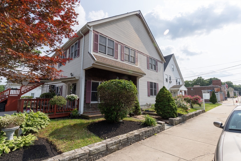 135 Main St