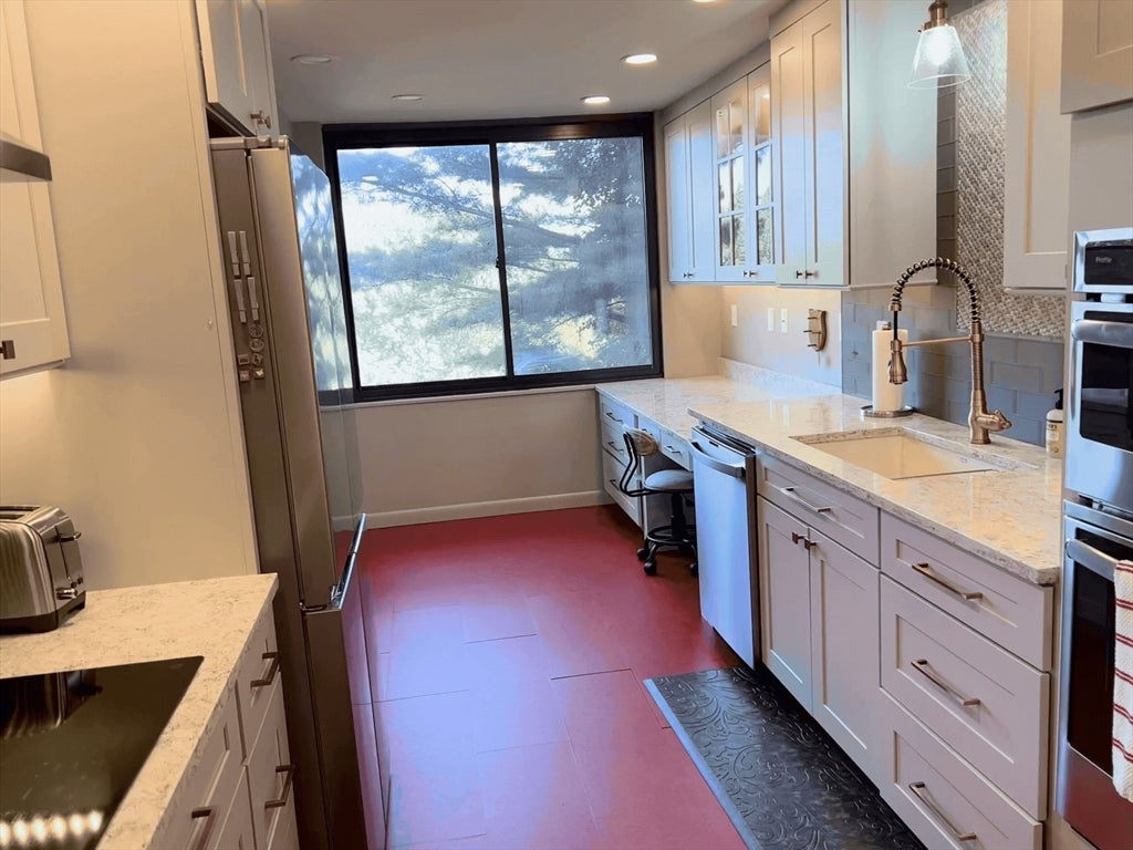 40 Village Rd #308B, Middleton, MA Photo #10